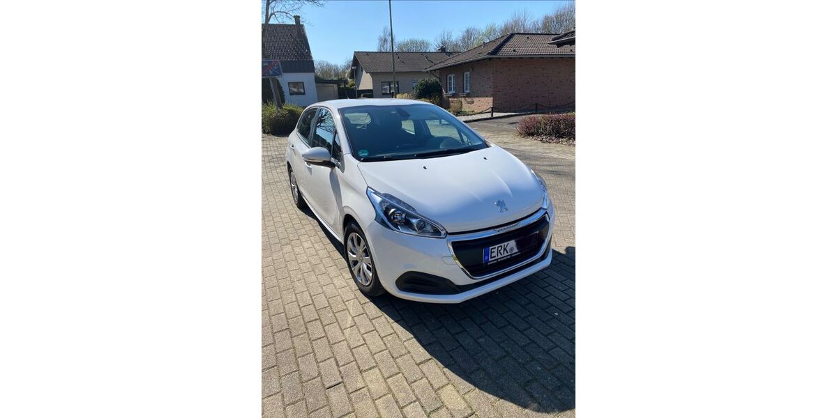 Peugeot 208 27.800 km 11.500 &euro; Erkelenz 41812
