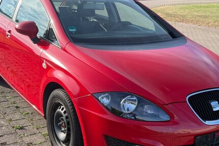 Seat Leon 131.854 km 3.000 &euro; Sondershausen 99706