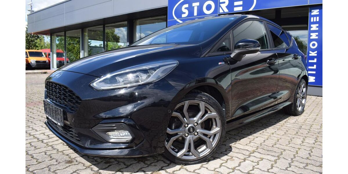 Ford Fiesta 141.030 km 9.590 &euro; Sangerhausen 06526