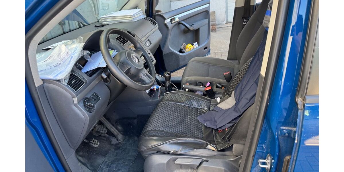 VW Touran 210.000 km 5.800 &euro; Hannover 30657