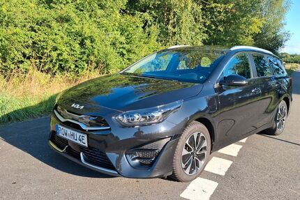 Kia ceed Sportswagon 96.000 km 19.000 &euro; Zeven 27404