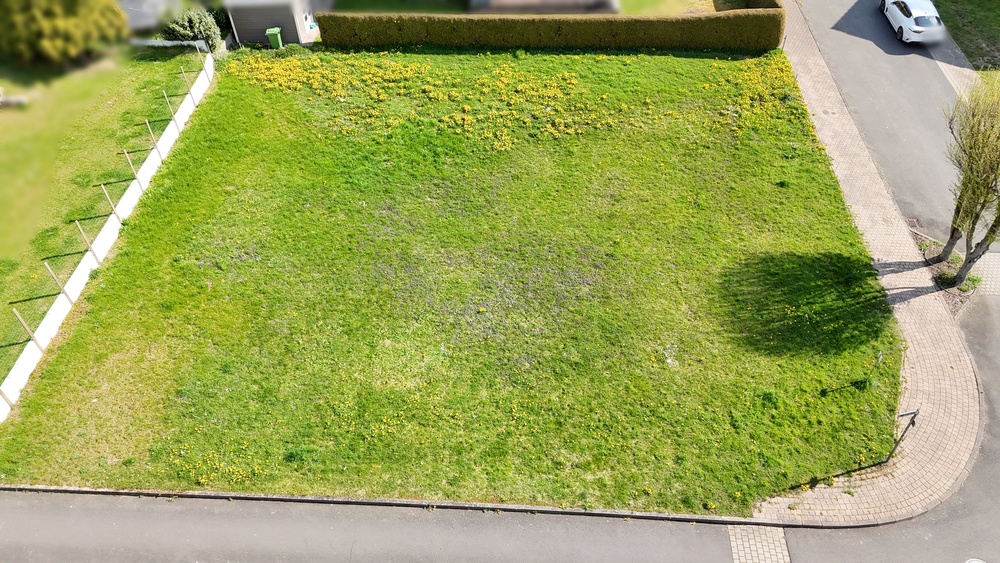 Sonniges Eckgrundstück in Calden-Meimbressen – 652 m² Wohnglück im Grünen - Grundstück Calden Maimbressen | Angebot:26994139