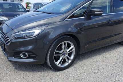Ford S-Max 156.400 km 15.950 &euro; Neumarkt 92318