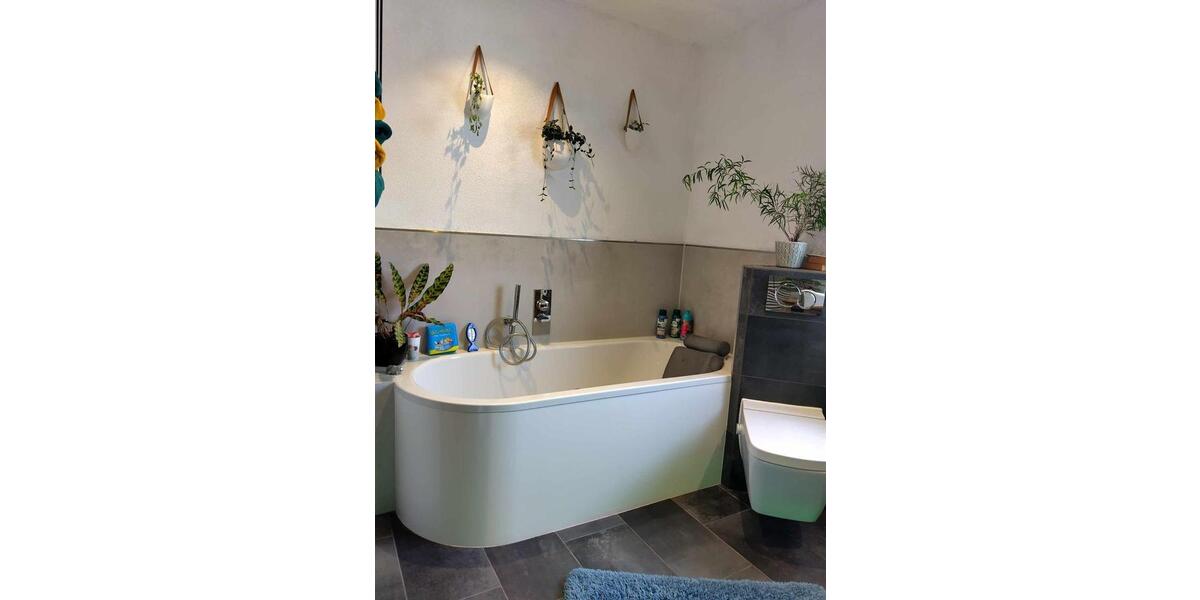 Reihenhaus Springe - 7 Zimmer, 200 m&sup2;, 1.950&euro; | Angebot:25269580