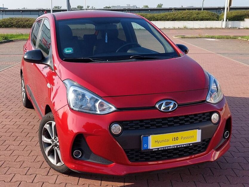 i10