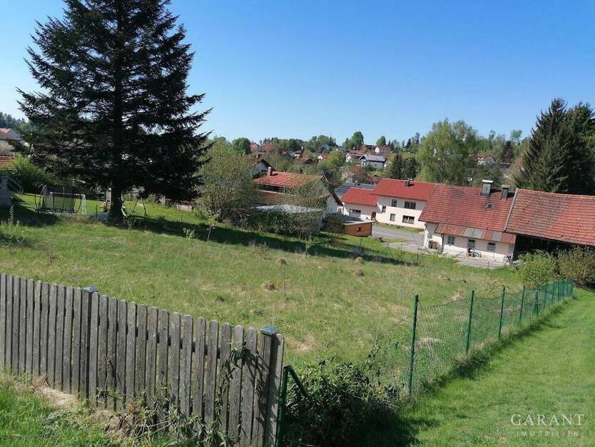 Herrliches Wohnbaugrundstück mit leichter Hanglage!!!
