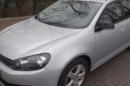 VW Golf 228.000 km 4.300 &euro; Zülpich 53909