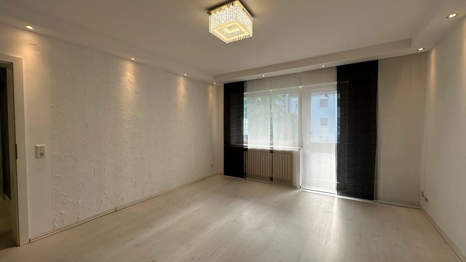 Etagenwohnung Kassel Niederzwehren - 3.5 Zimmer, 74 m&sup2;, 189.000&euro; | Angebot:27133067