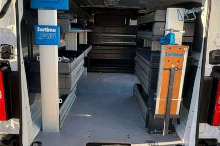 Opel Vivaro 54.509 km 18.900 &euro; Sindelfingen 71065