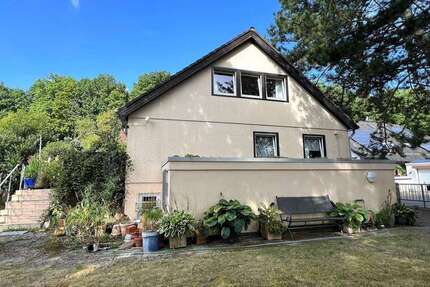 Haus zum Kaufen in Obertshausen 735.000 € 214.16 m² 5 zimmer