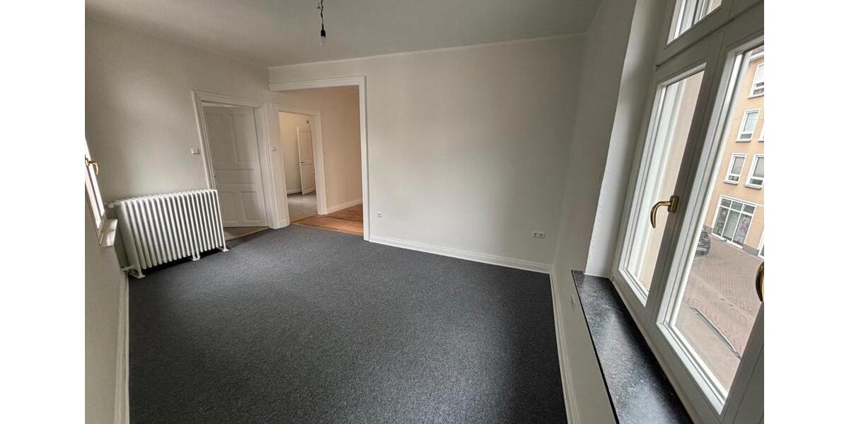 Etagenwohnung Beckum - 5 Zimmer, 140 m&sup2;, 1.000&euro; | Angebot:26597119