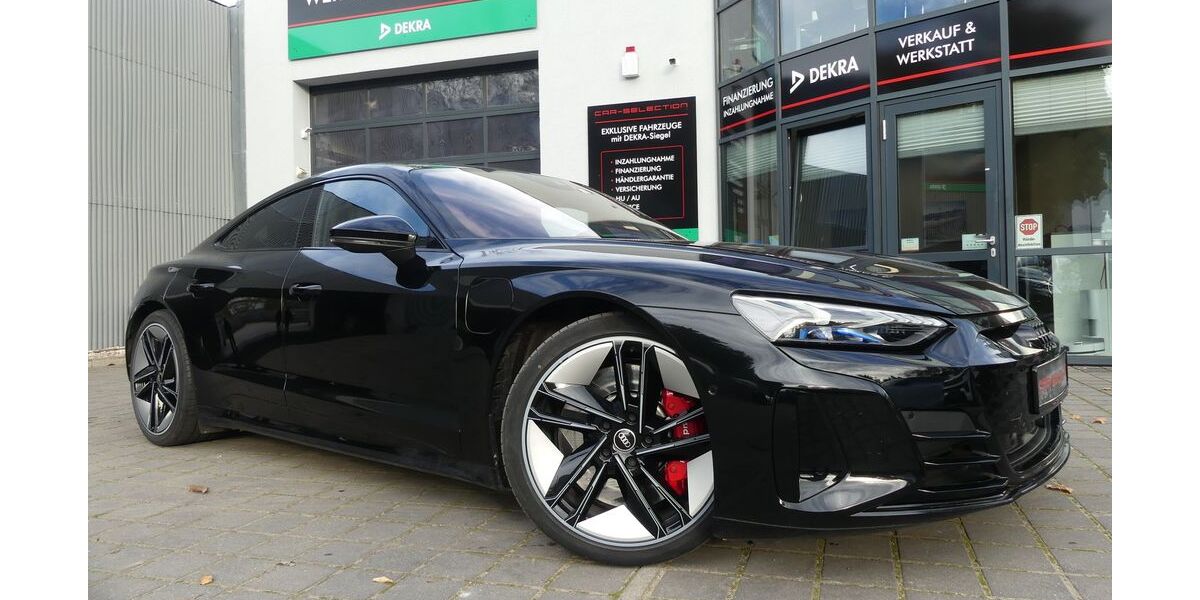Audi RS e-tron GT 24.989 km 69.800 € Berlin 13156