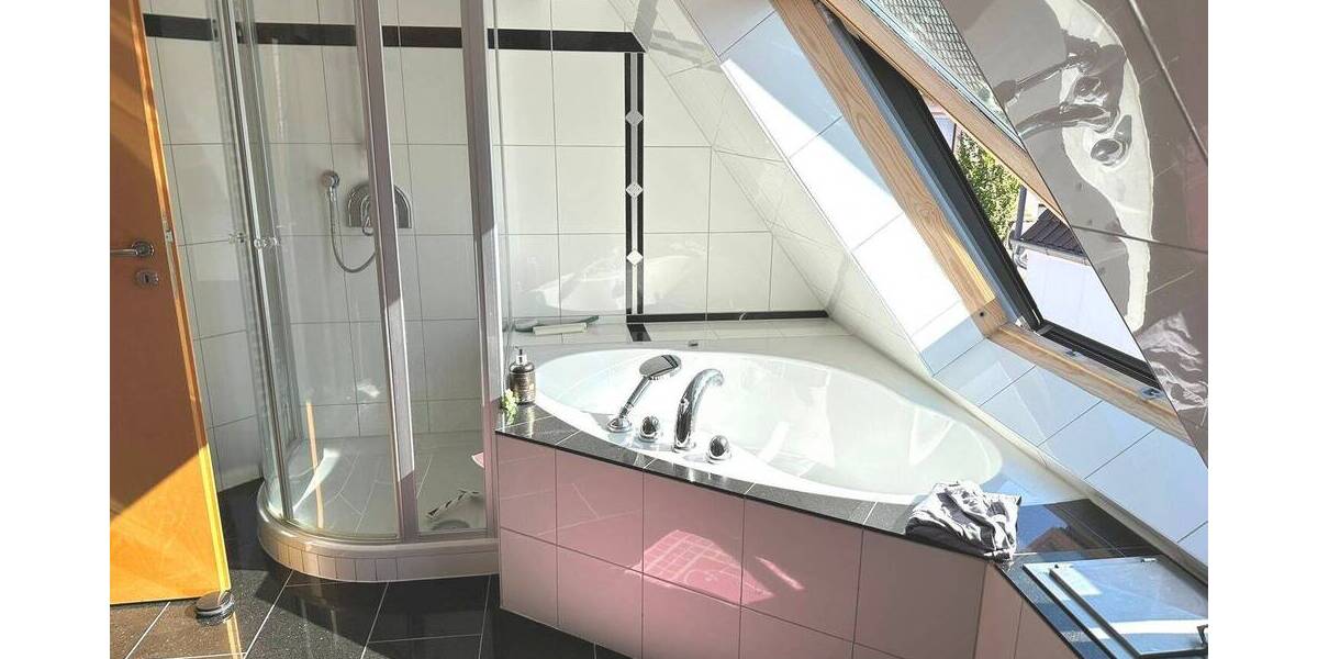 Einfamilienhaus Stutensee Spöck - 4 Zimmer, 159 m&sup2;, 550.000&euro; | Angebot:25927117