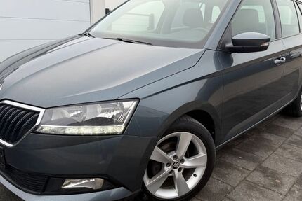 Skoda Fabia 129.000 km 7.450 &euro; Ransbach-Baumbach 56235