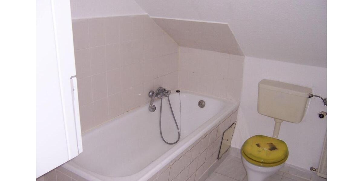 Dachgeschoßwohnung Ludwigshafen am Rhein Ludwigshafen-Oggersheim - 1 Zimmer, 29 m&sup2;, 270&euro; | Angebot:24750479