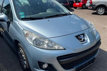 Peugeot 207 141.982 km 3.790 € Lübeck 23556