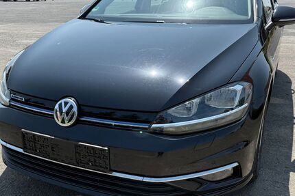 VW Golf 88.465 km 17.500 &euro; Wiesbaden 65199