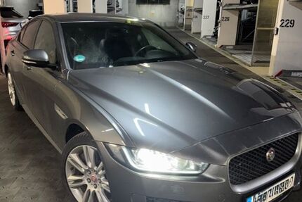 Jaguar XE 76.900 km 20.900 &euro; München 81549