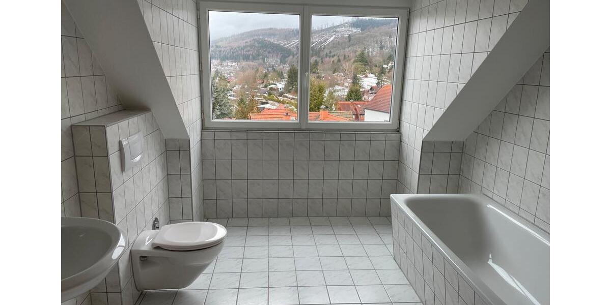 Dachgeschoßwohnung Suhl Aue 1 - 2.5 Zimmer, 75 m&sup2;, 95.625&euro; | Angebot:25602696