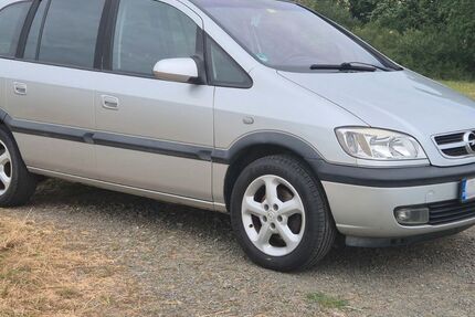 Opel Zafira 204.895 km 1.000 &euro; Aßlar-Werdorf 35614