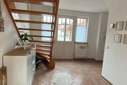 Haus Apen - 3 Zimmer, 115 m&sup2;, 980&euro; | Angebot:26683107