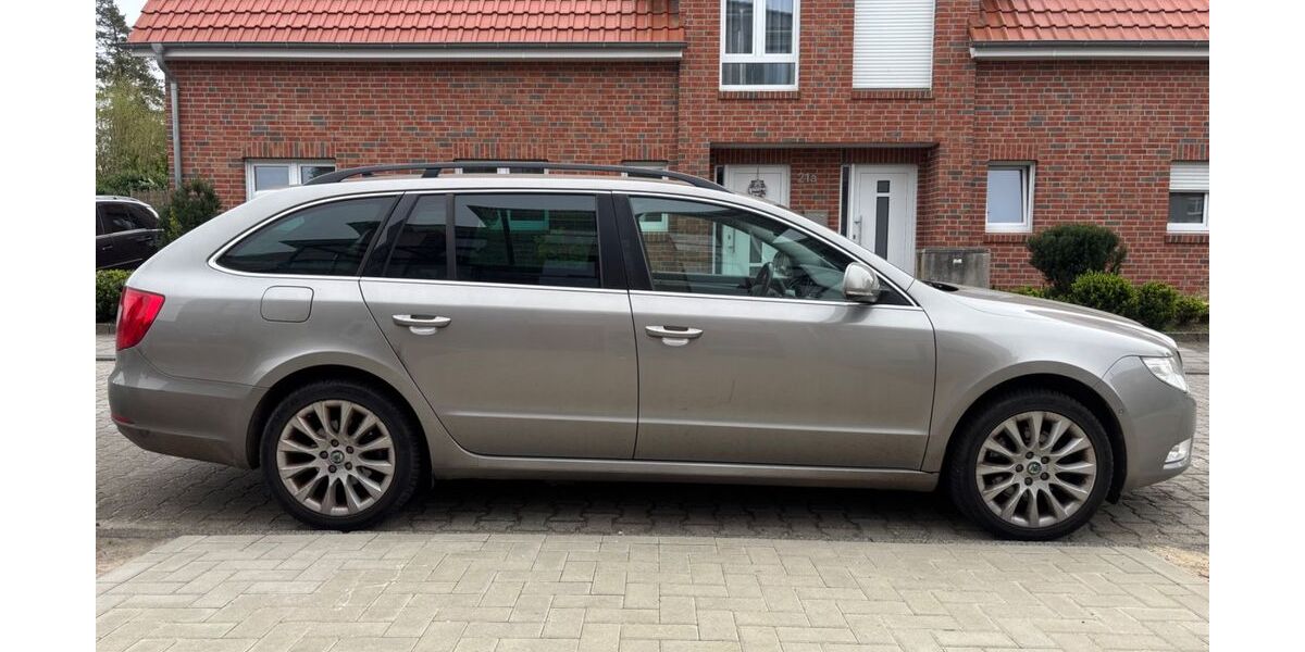 Skoda Superb 212.000 km 6.200 &euro; Meppen 49716