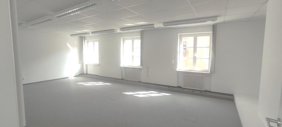 42 m² Team- Mehrpersonenbüro Studio Beratung – Stadtplatz zimmer
