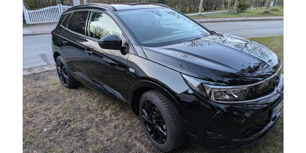 Opel Grandland (X) 9.750 km 19.850 &euro; Dagebüll 25899