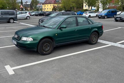 Audi A4 181.000 km 800 &euro; Erlangen 91054