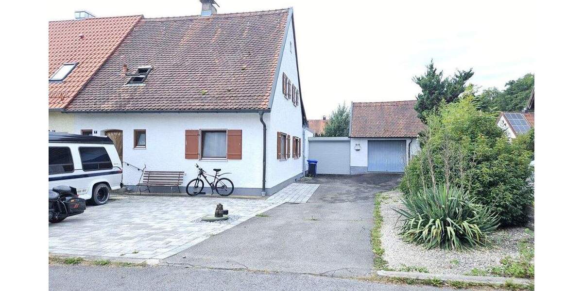 RESERVIERT! -Familienglück zum fairen Preis - Doppelhaushälfte mit Wohlfühlgarten 5 zimmer