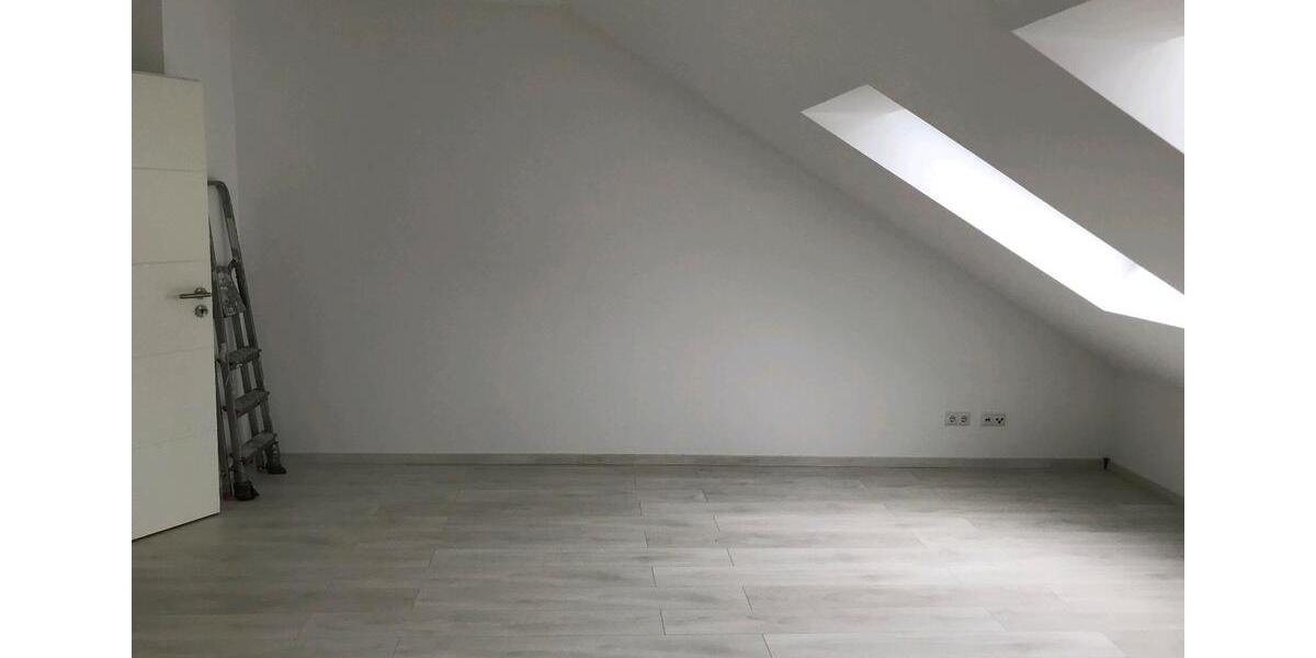 Doppelhaushälfte Nieder-Olm Olm - 5.5 Zimmer, 193 m&sup2;, 3.050&euro; | Angebot:25103577