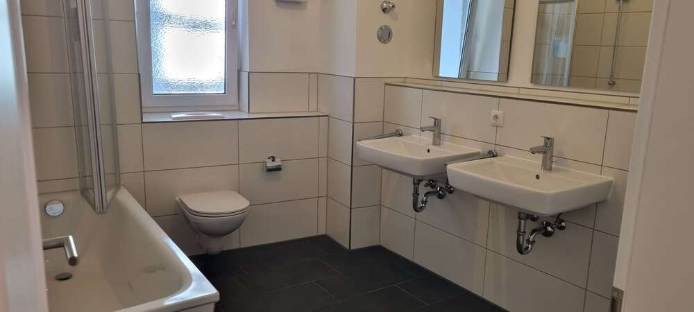 Wohnung zum Mieten in Augsburg 1.159,66 € 100.84 m²