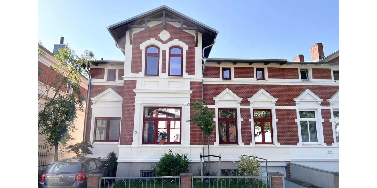 Doppelhaushälfte Schwerin - 6 Zimmer, 230 m&sup2;, 749.000&euro; | Angebot:24563215