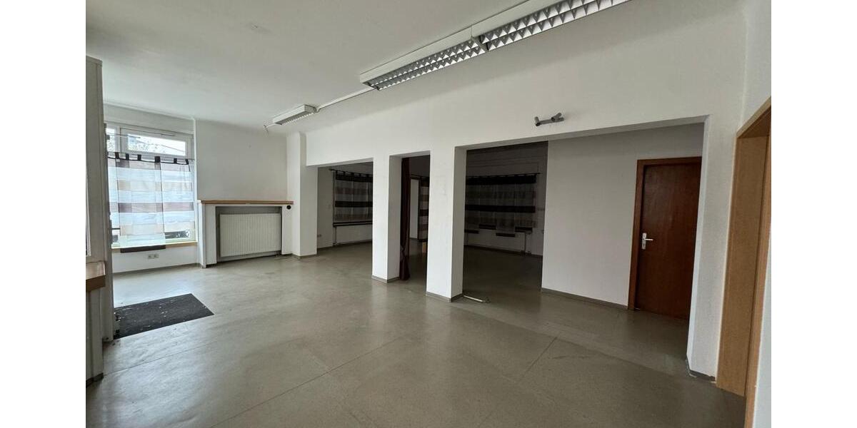 Gewerbeimmobilie, Ladenlokal, ca 85 qm erweiterbar auf 130qm zimmer