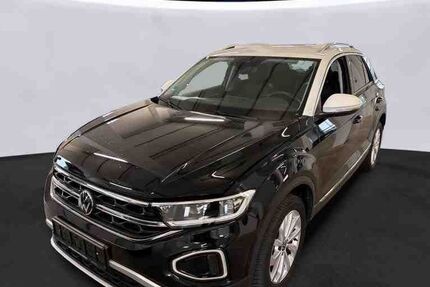 VW T-Roc 27.690 km 26.440 € Wackersdorf 92442