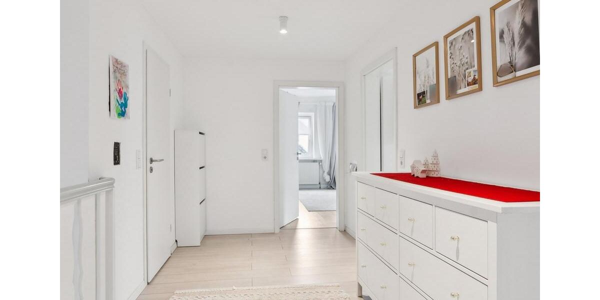 Einfamilienhaus Dortmund Huckarde - 8 Zimmer, 234 m&sup2;, 649.000&euro; | Angebot:26821744