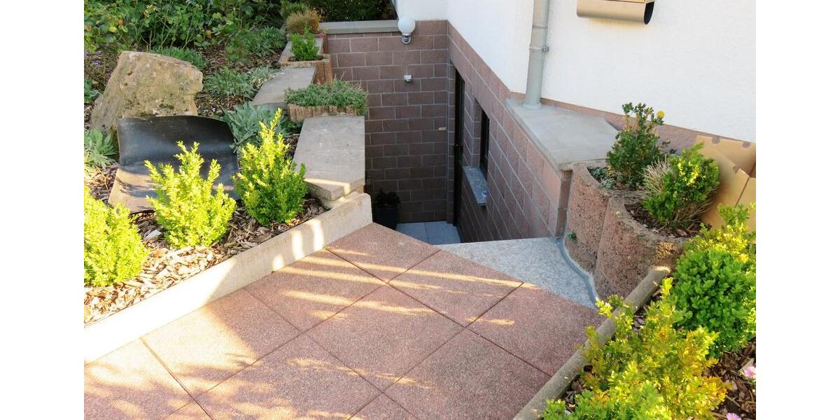 SB-Riegelsberg, Einliegerwohnung 2ZKB, ruhige Süd-Lage 2 zimmer