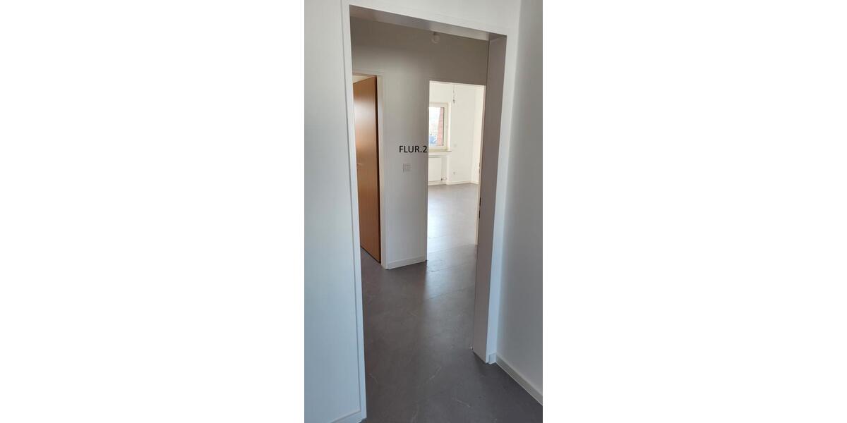 Dachgeschoßwohnung Lollar - 4.5 Zimmer, 100 m&sup2;, 290.000&euro; | Angebot:26253171
