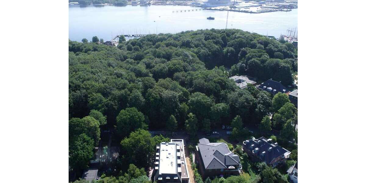 Etagenwohnung Kiel Blücherplatz - 4 Zimmer, 181 m&sup2;, 4.973&euro; | Angebot:23324176