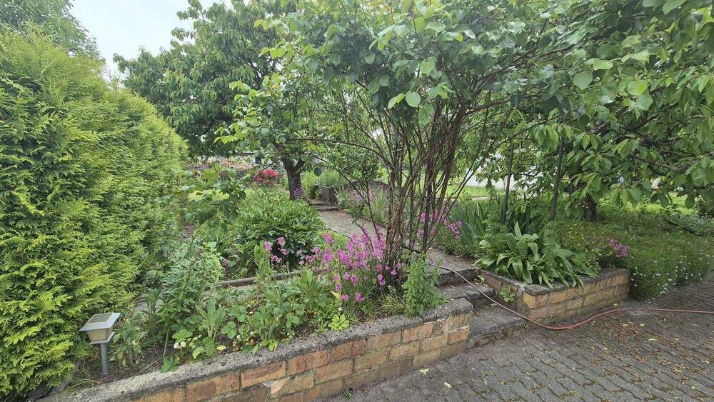 Doppelhaushälfte Weißwasser - 4 Zimmer, 95 m&sup2;, 140.000&euro; | Angebot:25679744