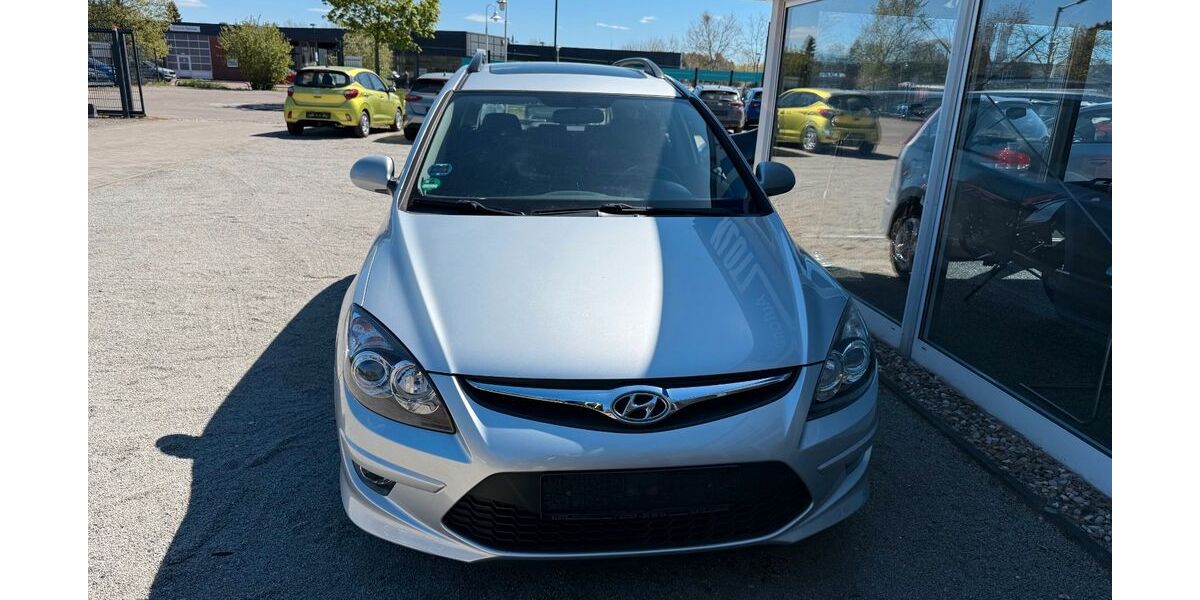 Hyundai i30 82.101 km 6.990 &euro; Fürstenwalde 15517