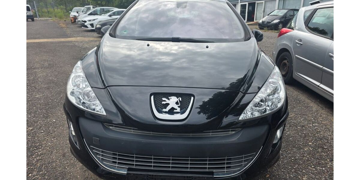Peugeot 308 159.000 km 1.350 &euro; zwickau 08064