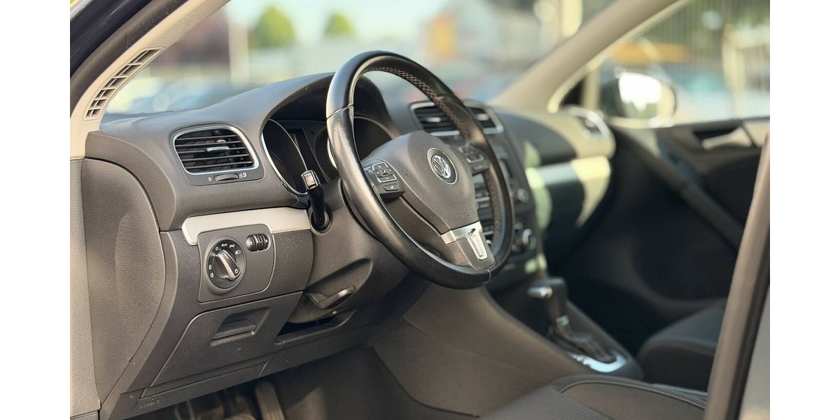VW Golf ´Team´ / Automatik / Klima / Sitzheizung 100.000 km 9.900 &euro; Mönchengladbach 41066