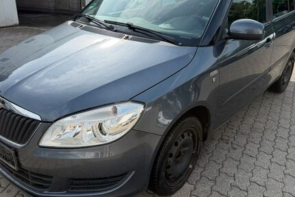 Skoda Fabia 332.495 km 1.990 &euro; München 81827