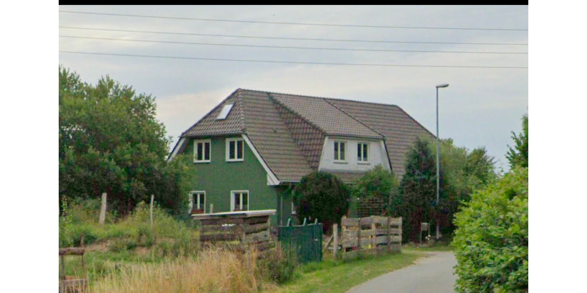 großes Doppelhaus, insgesamt 255 qm Wohnfläche 10 zimmer