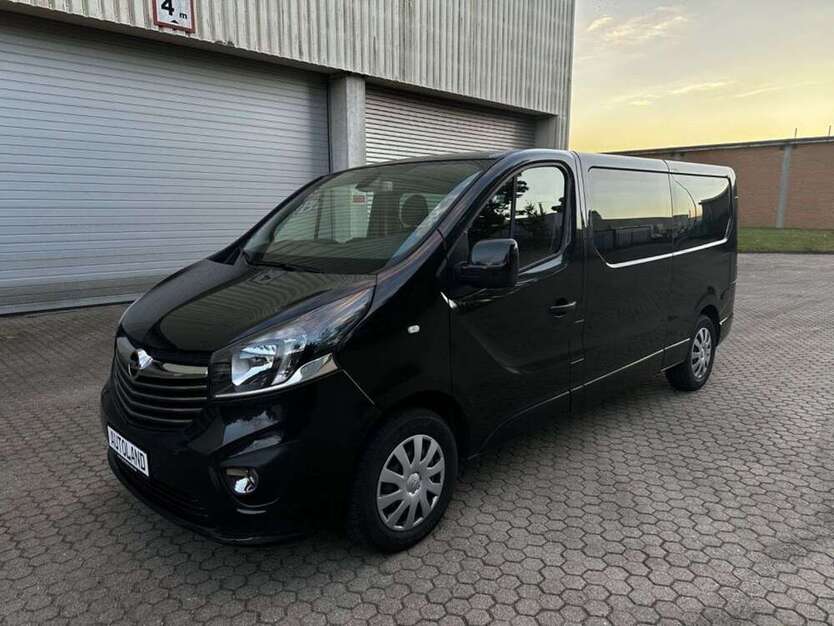 Opel Vivaro 132.000 km 14.995 € Norderstedt 22844