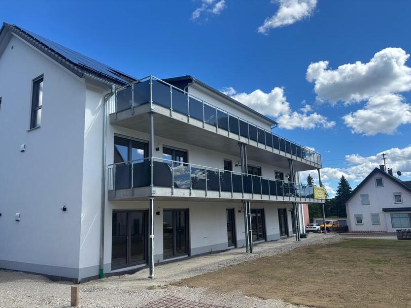 3 ZKB Erstbezug 15qm Balkon mit Weitblick