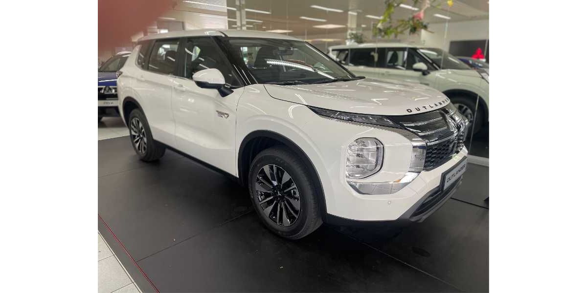 Mitsubishi Outlander 4.500 km 41.990 &euro; Landsberg a. Lech 86899