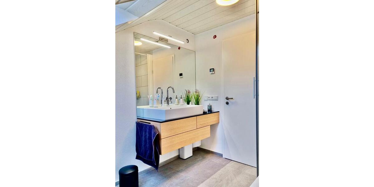 Dachgeschoßwohnung Bonndorf im Schwarzwald - 3 Zimmer, 89 m&sup2;, 179.000&euro; | Angebot:26823846