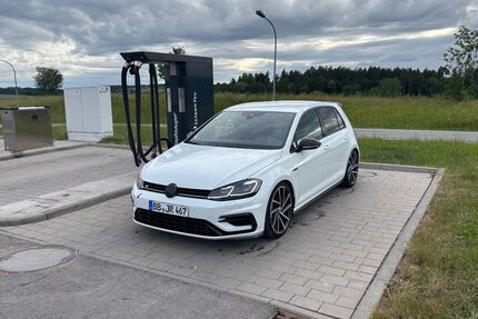 VW Golf 125.000 km 22.999 &euro; Altensteig 72213